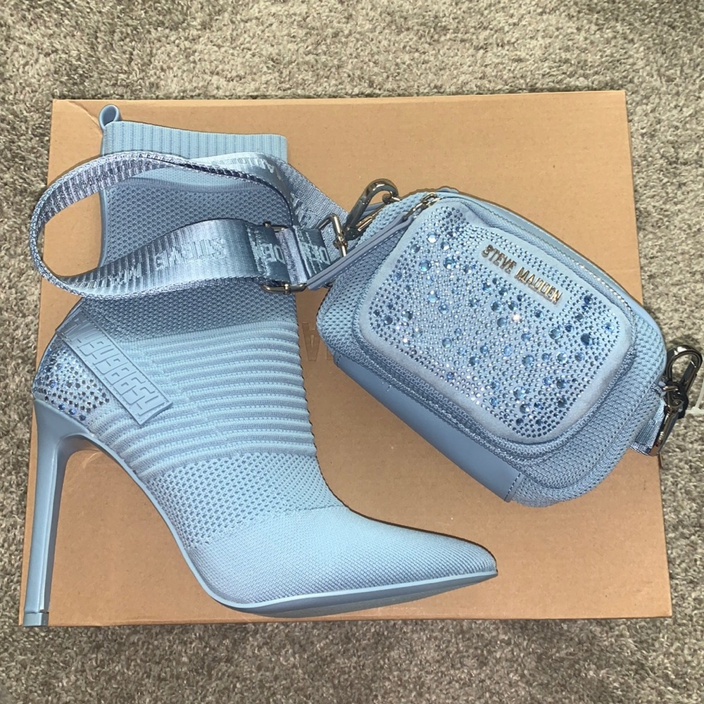 Steve Madden blue heels and crossbody